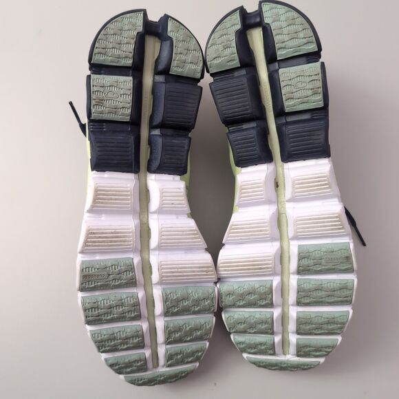 On Running Cloudflow Running Shoes Mens 10.5 Meadow White main image 7